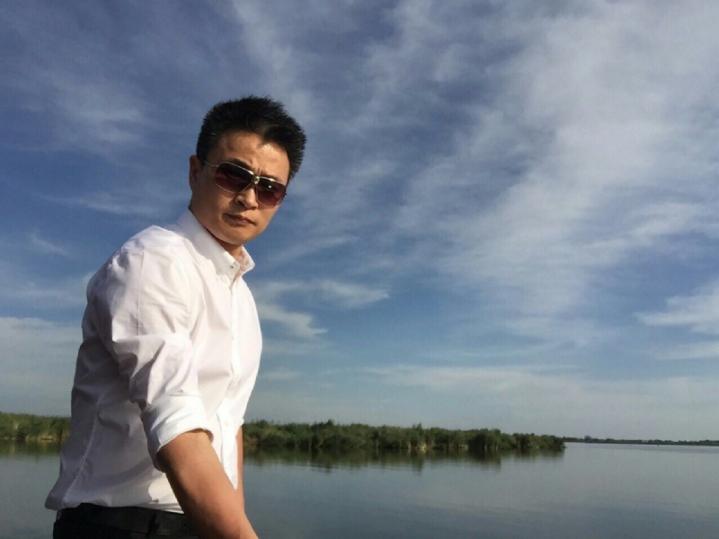 罗的第一张照片--连城婚介网