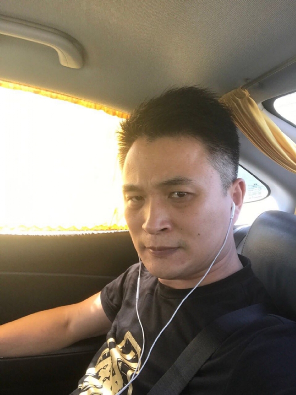 罗的第二张照片--连城婚介网