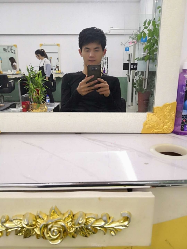 小九玖的第一张照片--连城婚介网
