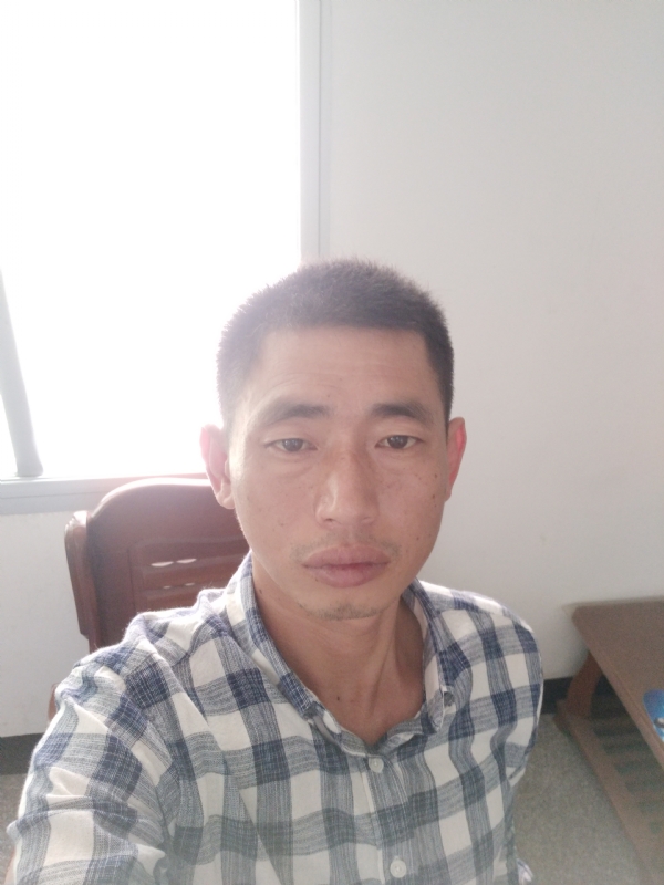 不期而遇的第一张照片--连城婚介网