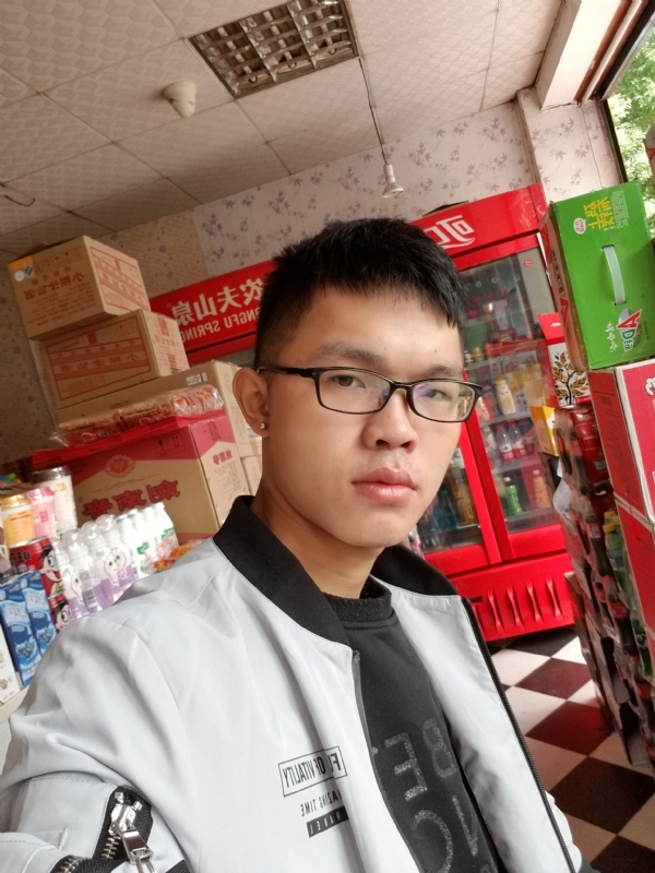 柒年的第一张照片--连城婚介网