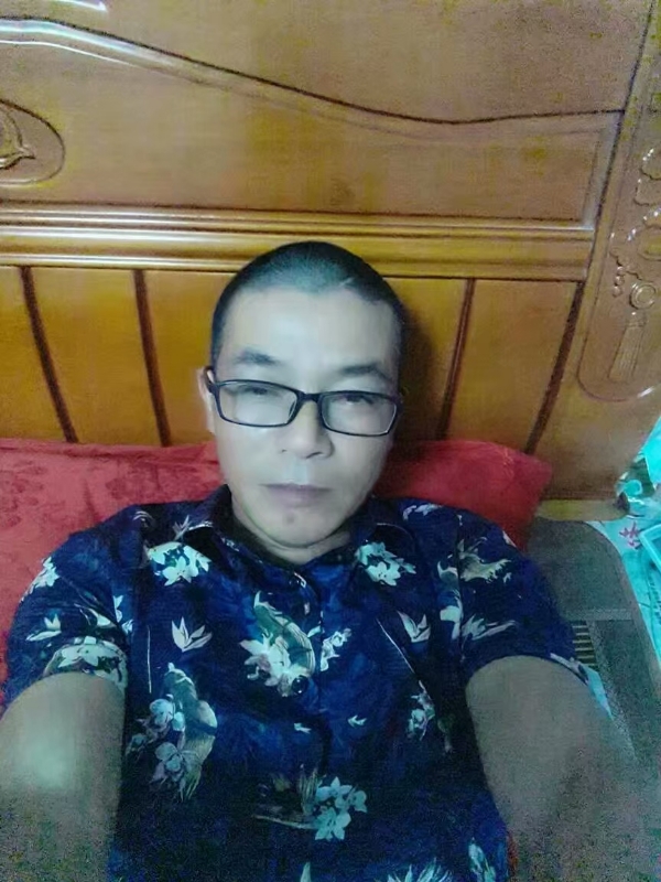 坚信就是你的第一张照片--连城婚介网