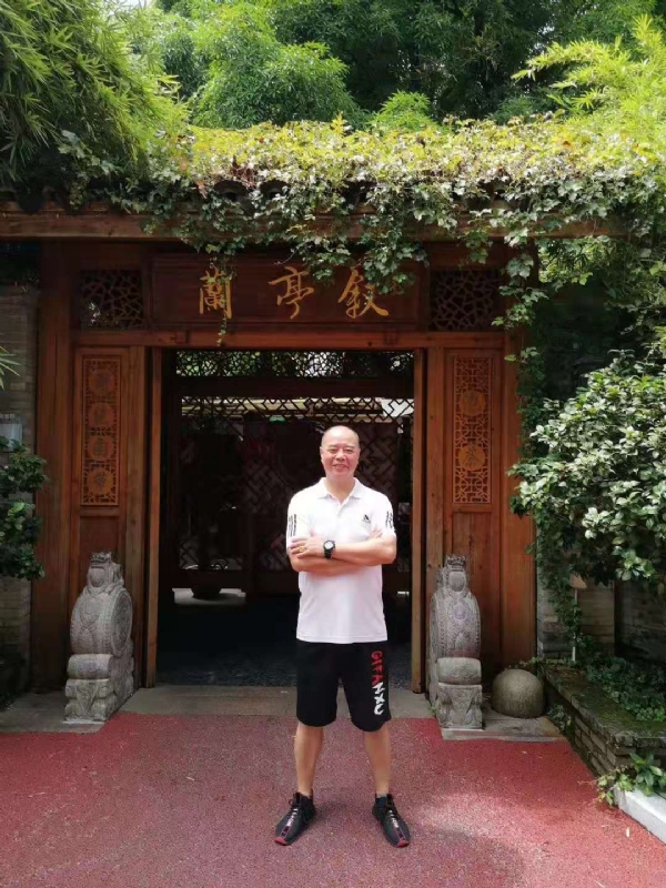 李国伟的第四张照片--连城婚介网