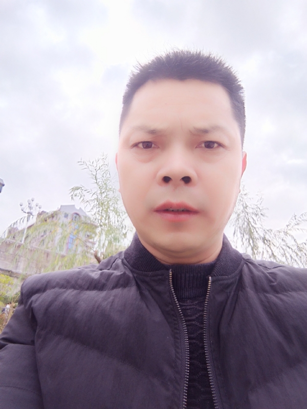 随缘的第一张照片--连城婚介网