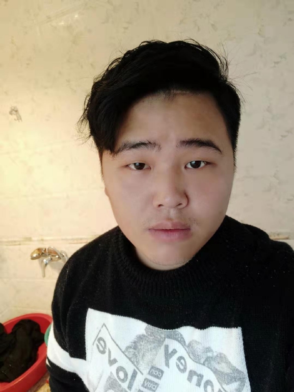 小李的第一张照片--连城婚介网