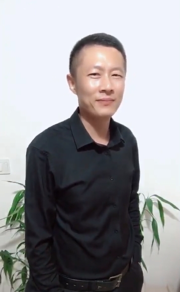 地huhi的第一张照片--连城婚介网