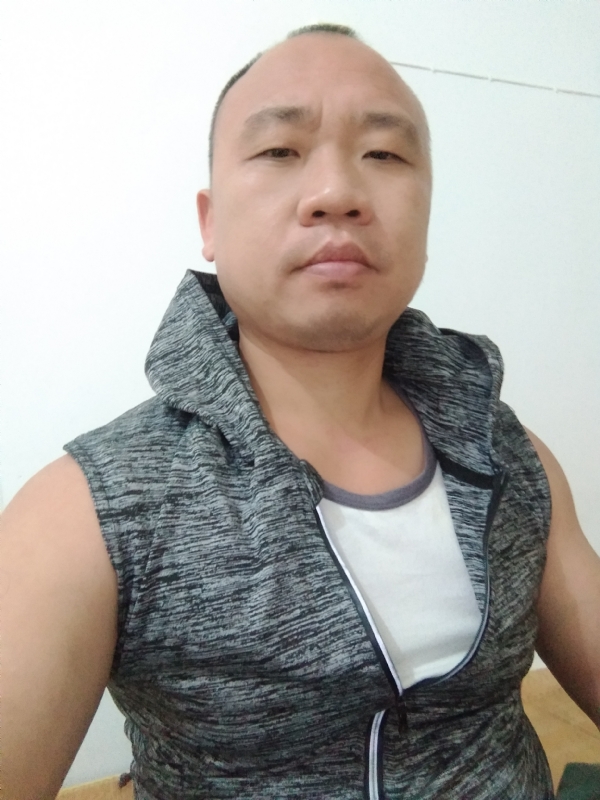 whm的第一张照片--连城婚介网