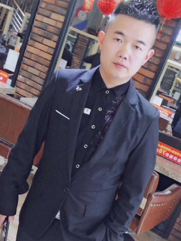 相伴到老的第一张照片--连城婚介网