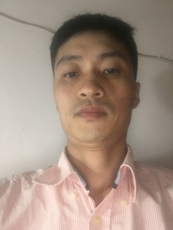 崛起的第一张照片--连城婚介网