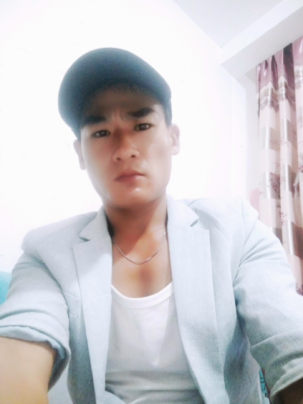 一若千金的第三张照片--连城婚介网