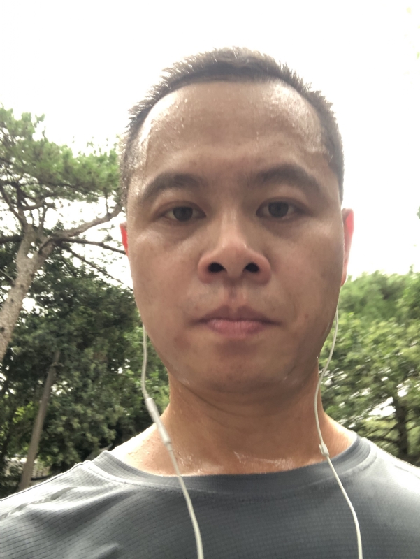 猩猩巨呃的第二张照片--连城婚介网