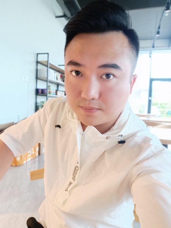 王先生的第一张照片--连城婚介网