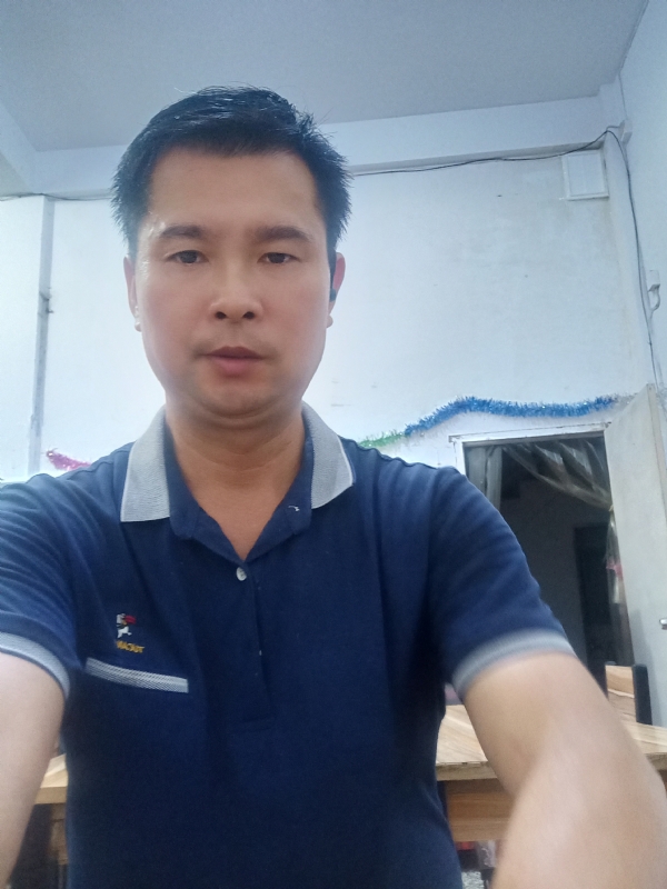 我是自强不息的第一张照片--连城婚介网