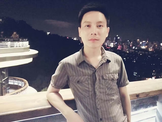 幕秋的第一张照片--连城婚介网