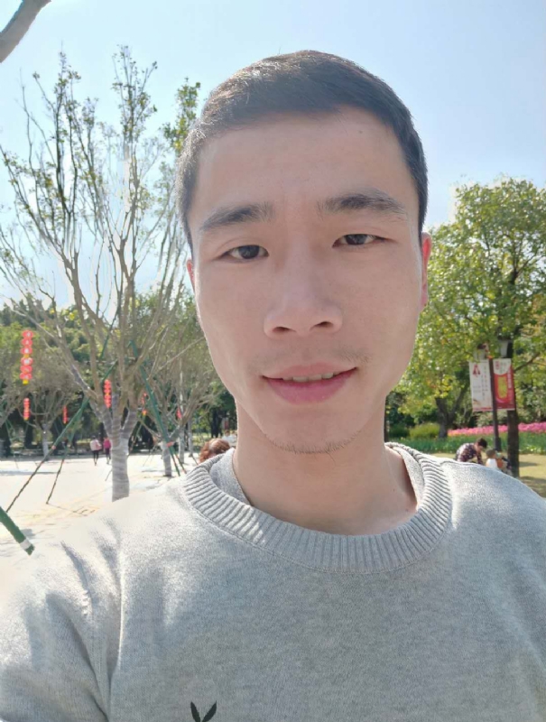小懒虫的第一张照片--连城婚介网