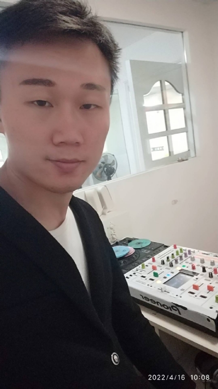 林锋的第二张照片--连城婚介网