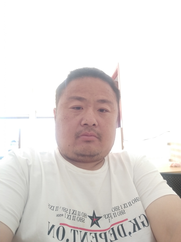 流星隐爱的第二张照片--连城婚介网