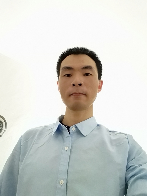 小闹钟的第二张照片--连城婚介网