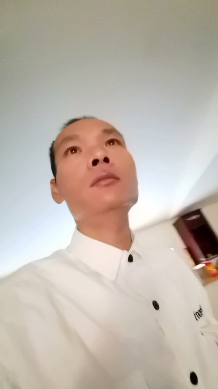 只影向谁去的第五张照片--连城婚介网