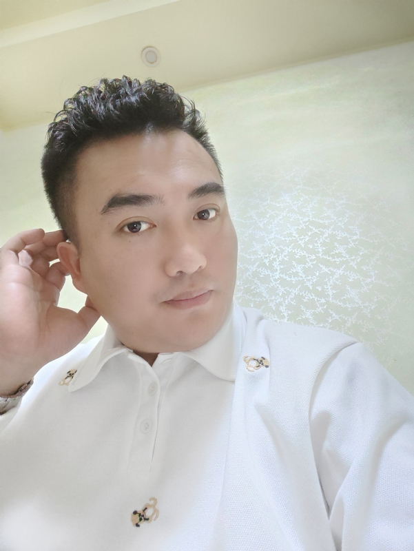 哈哈先生的第一张照片--连城婚介网