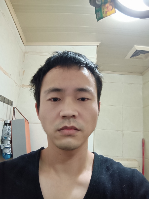 守望天空的第一张照片--连城婚介网