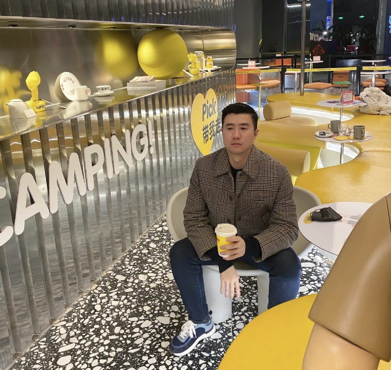 海邊漫步的第一张照片--连城婚介网