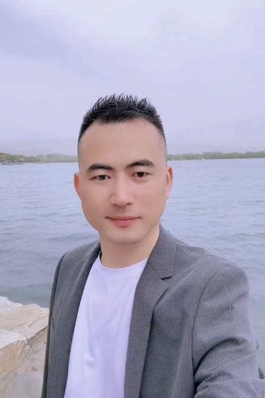 一往情深的第一张照片--连城婚介网