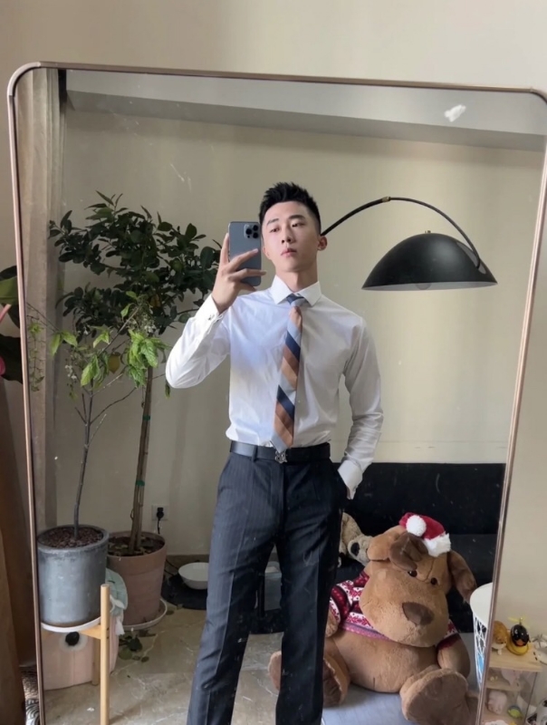 张浩的第一张照片--连城婚介网