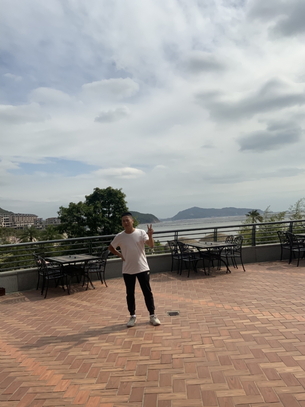 心酸瑟果的第一张照片--连城婚介网