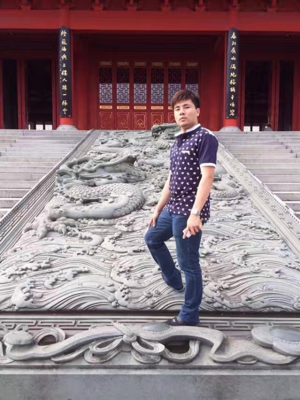 御龙氏的第一张照片--连城婚介网