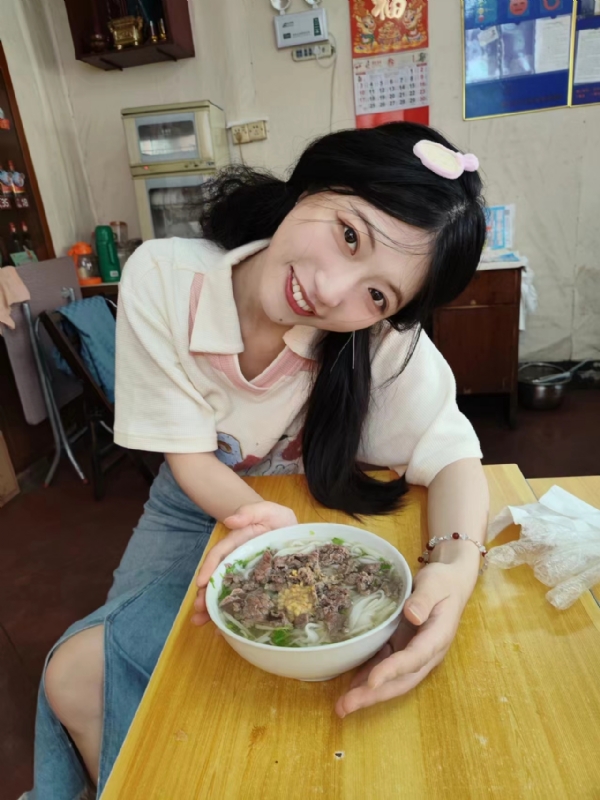 甜果的第二张照片--连城婚介网