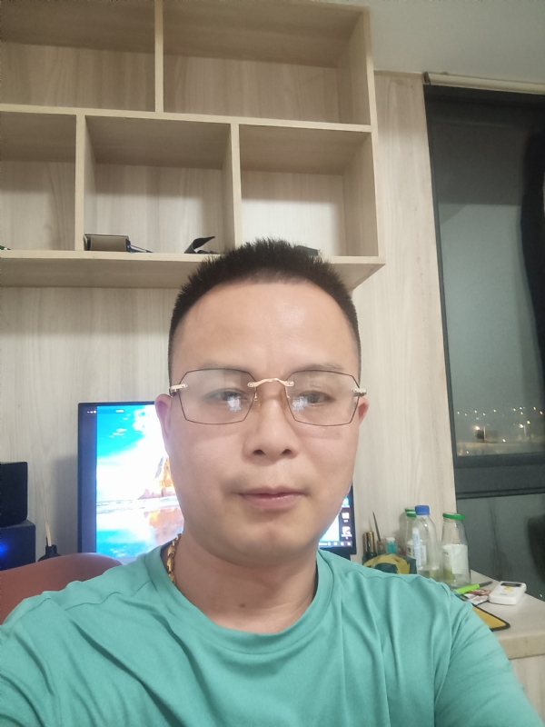 逍遥霸道的第一张照片--连城婚介网