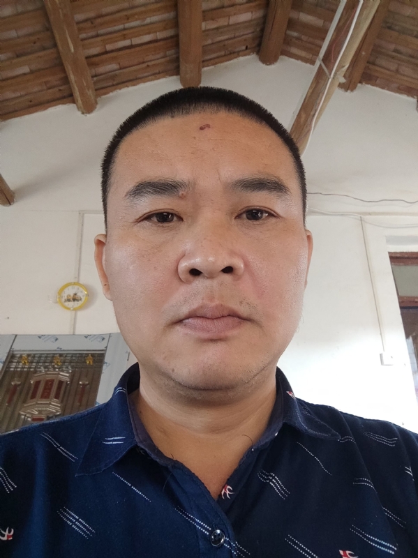 破碎的第一张照片--连城婚介网