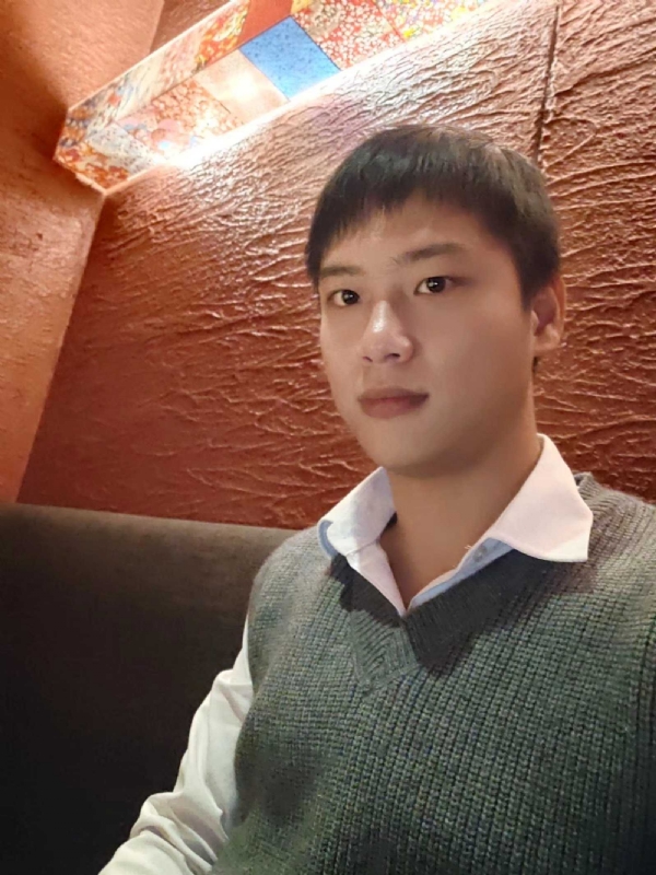 匿藏其名的第一张照片--连城婚介网