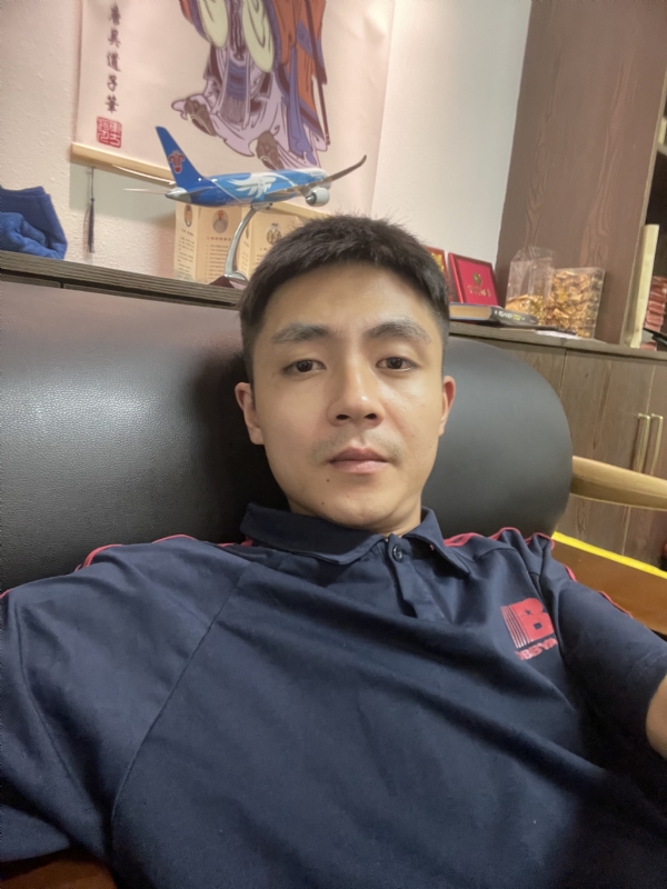 曾曾日上的第一张照片--连城婚介网
